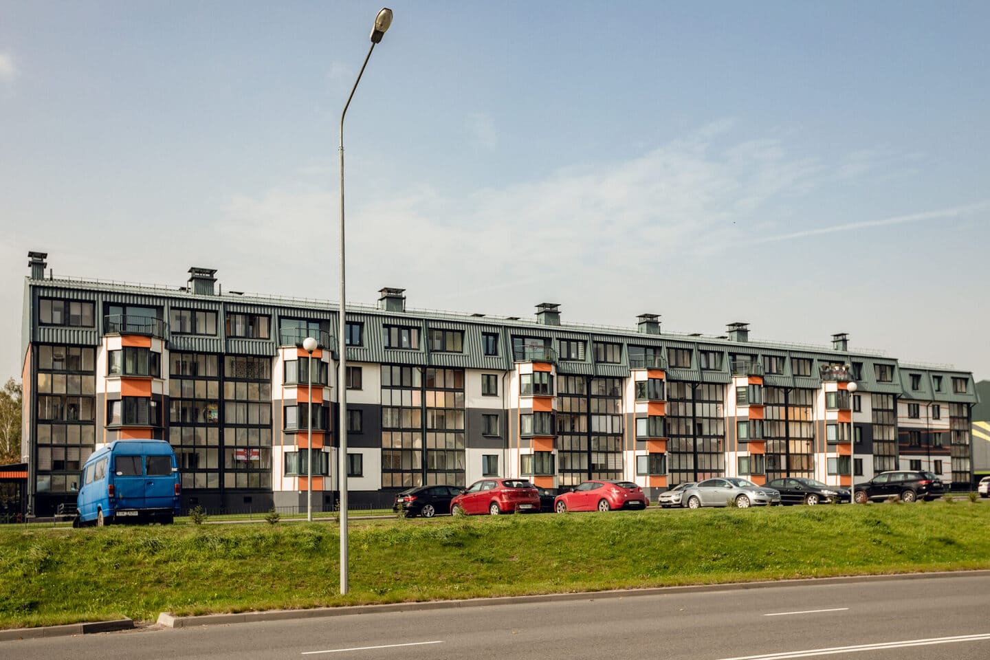 А-100. Жилые дома в квартале Зеленый Бор-3, д.Боровляны