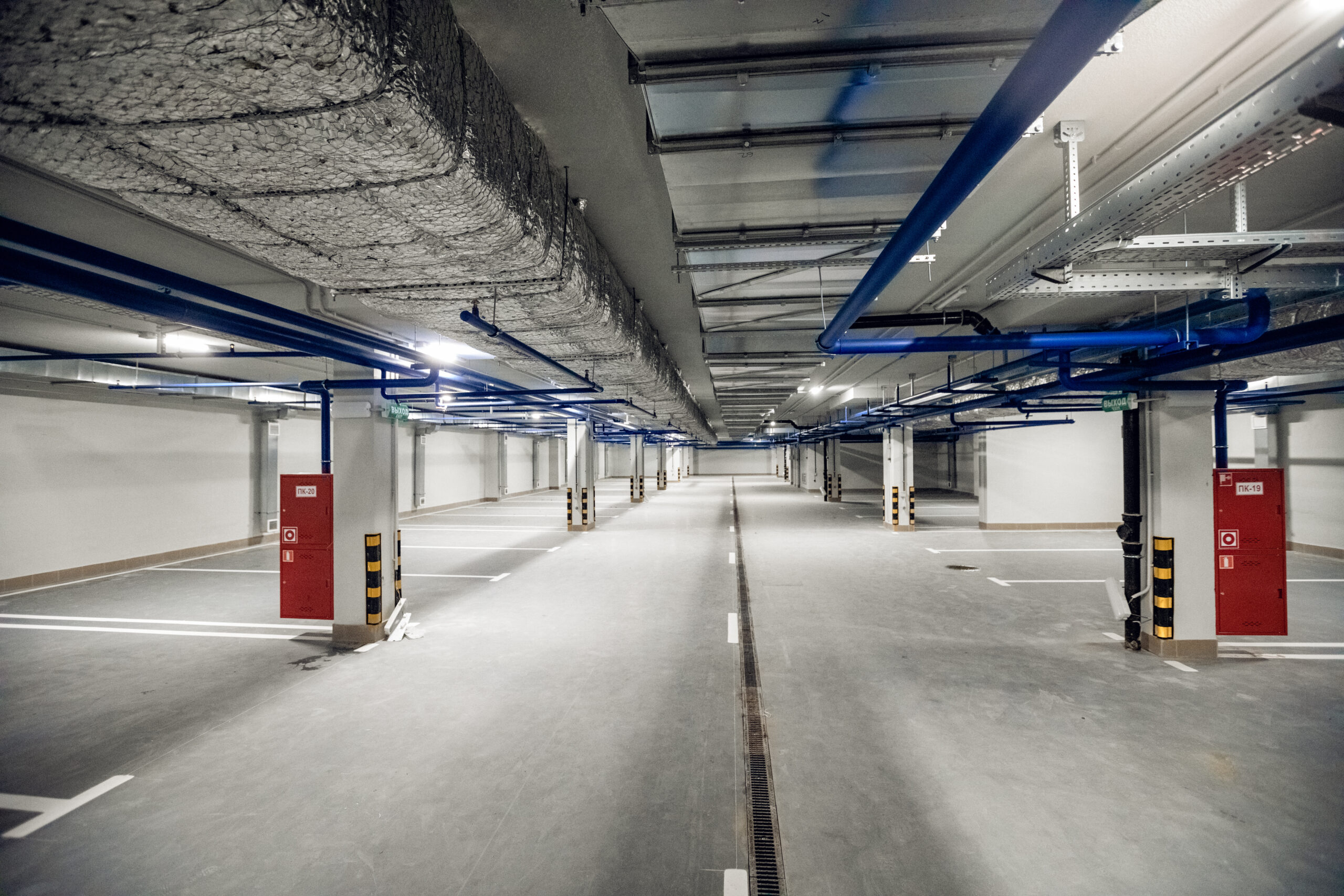 Подземный паркинг торговой сети “5 Элемент”, г.Минск