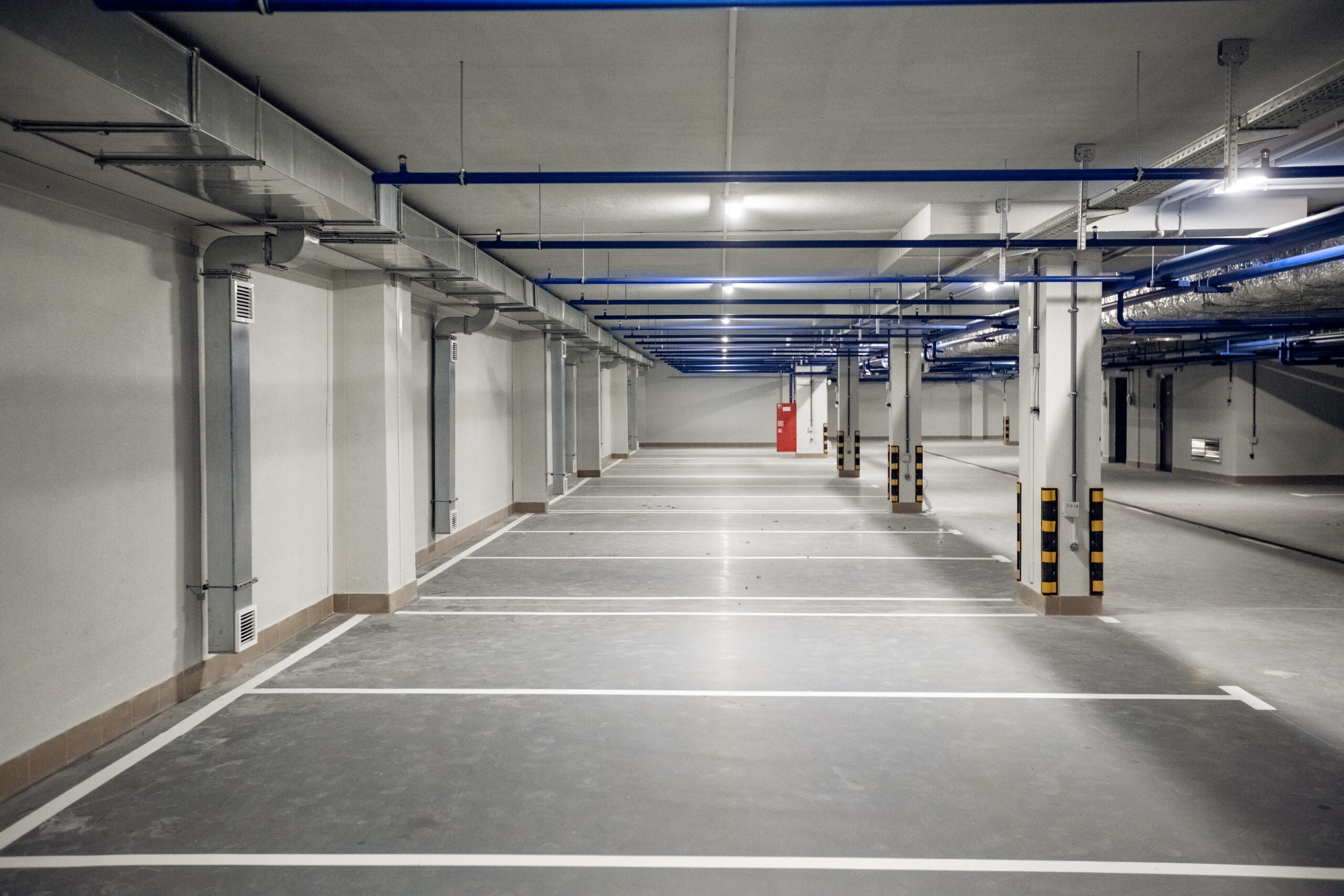 Подземный паркинг торговой сети “5 Элемент”, г.Минск