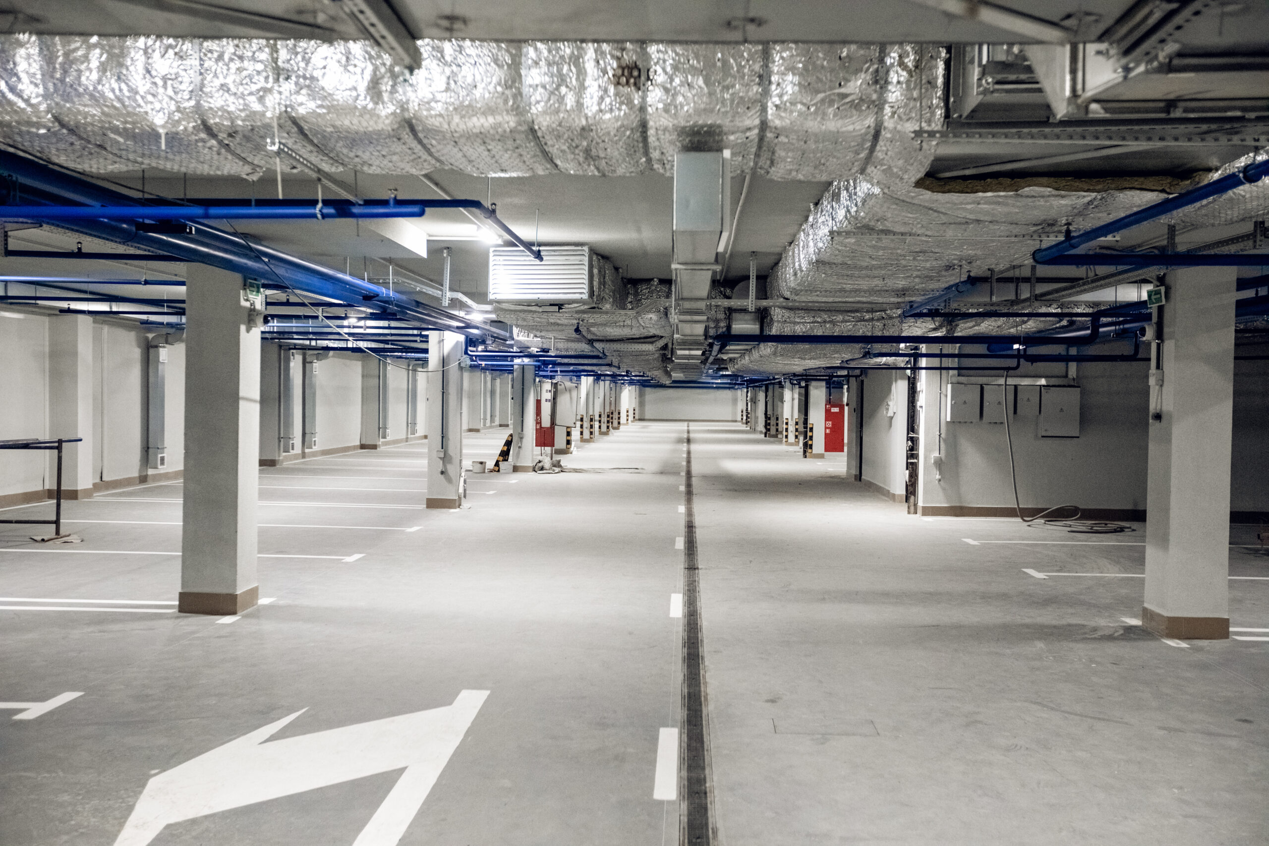 Подземный паркинг торговой сети “5 Элемент”, г.Минск